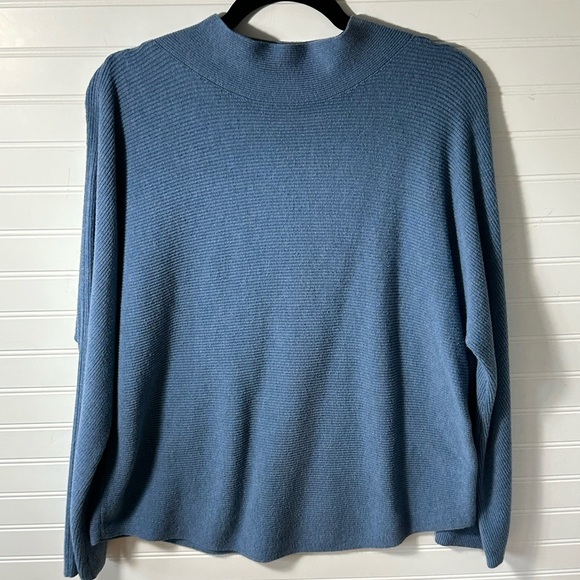 Women’s Lululemon Boxy Cotton-Blend Sweater Size M/L - Picture 2 of 3